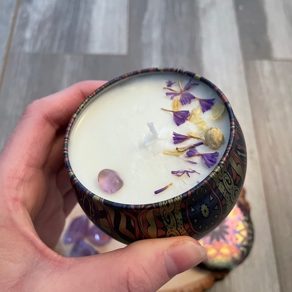 *Purple Aura* - Picture 3 of 7